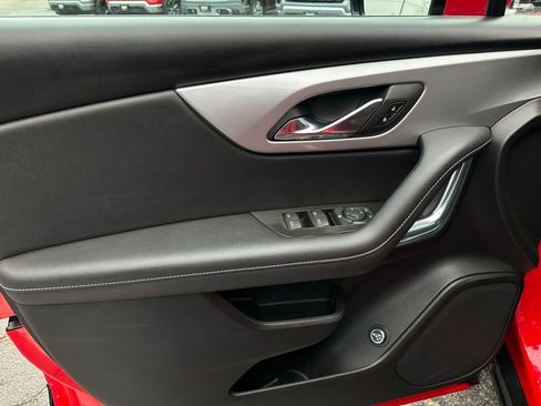 Certified 2023 Chevrolet Blazer LT w/ Convenience Package image 12