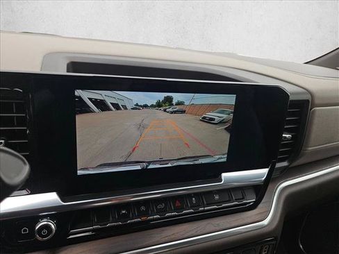 Certified 2025 GMC Sierra 1500 SLT AWD/4WD image 21