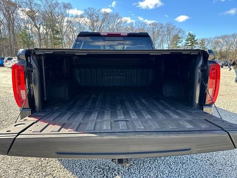 Used 2023 GMC Sierra 1500 SLT w/ SLT Premium Plus Package image 13