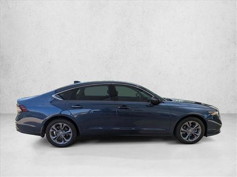 Used 2024 Honda Accord EX image 4