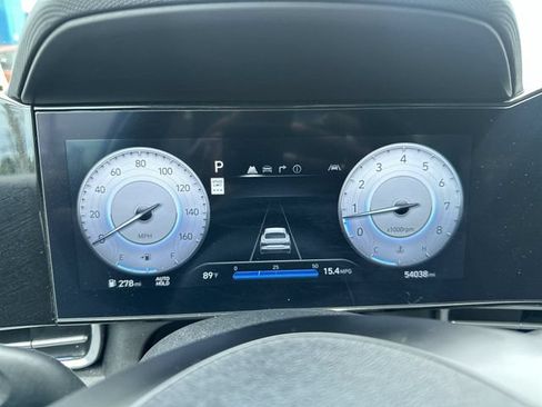Used 2024 Hyundai Elantra Limited FWD image 26