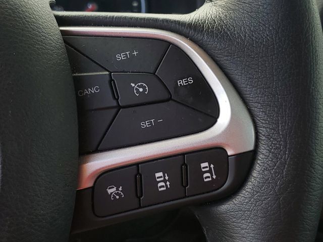 Used 2023 Jeep Renegade Limited AWD/4WD image 19