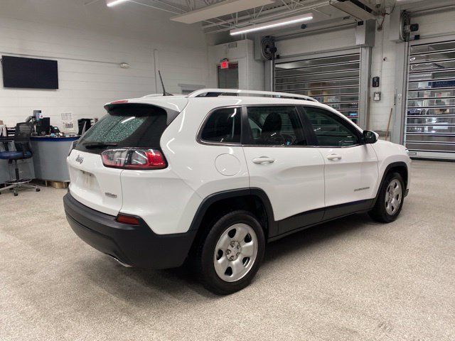 Used 2019 Jeep Cherokee Latitude FWD image 5