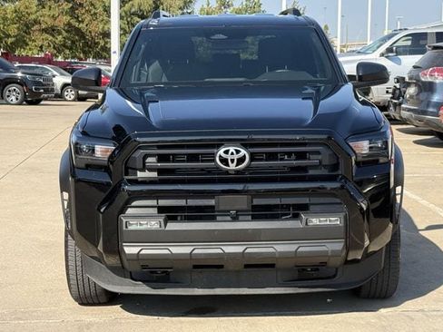 Used 2026 Toyota 4Runner SR5 AWD/4WD image 6