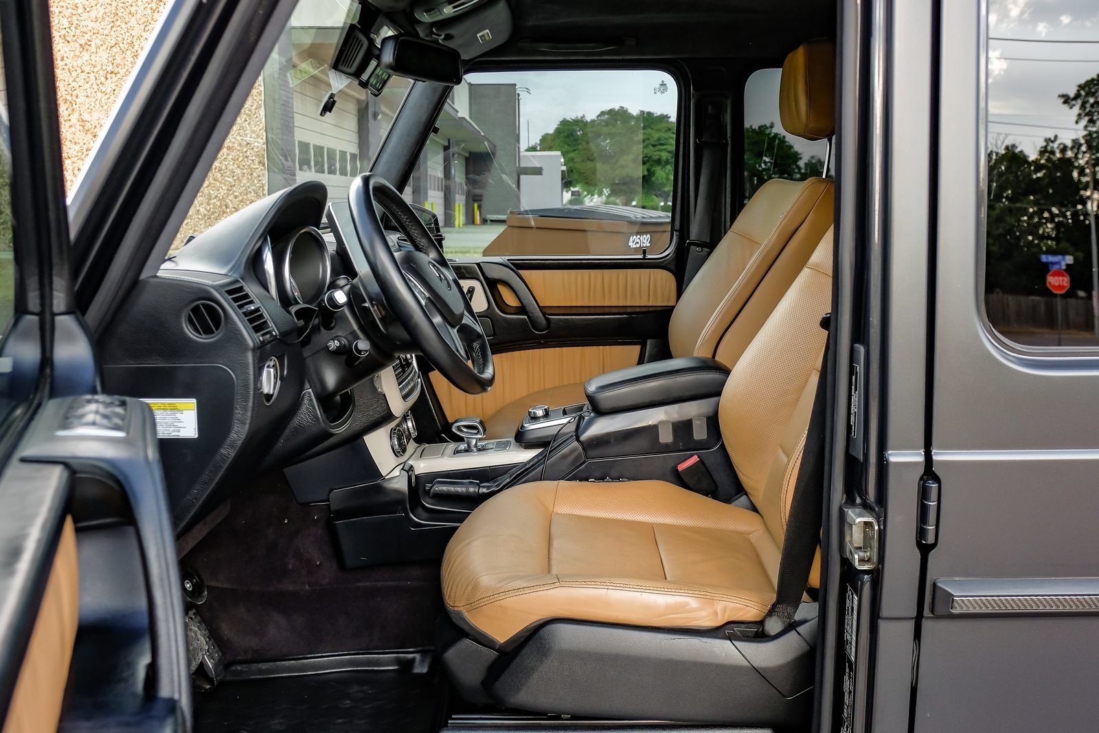 Used 2013 Mercedes-Benz G 63 AMG 4MATIC image 4