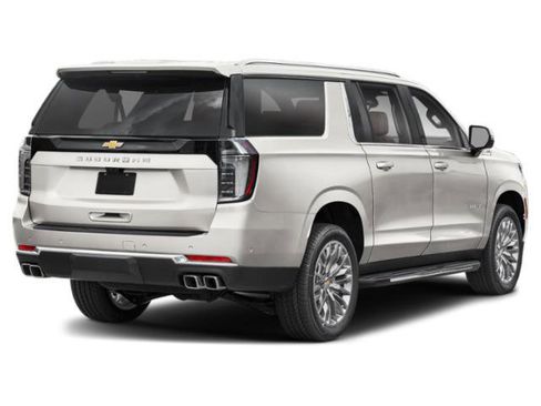 New 2026 Chevrolet Suburban High Country image 11