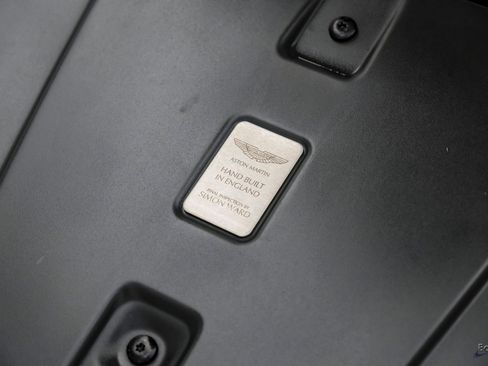 Used 2009 Aston Martin V8 Vantage Convertible image 95