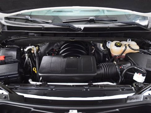 Used 2024 GMC Yukon Denali Ultimate AWD/4WD image 32