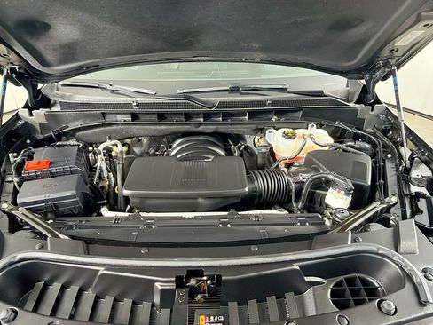 Used 2025 GMC Yukon XL AT4 w/ Premium Trailering Package AWD/4WD image 28