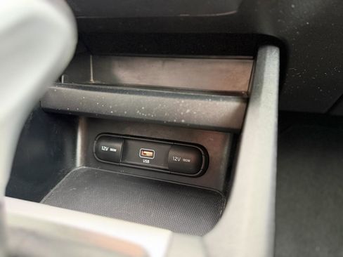 Used 2023 Kia Forte LXS w/ LXS Technology Package FWD image 24