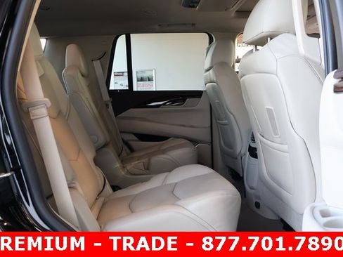 Used 2016 Cadillac Escalade Premium image 21