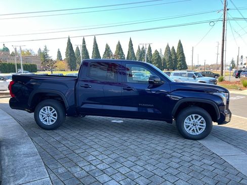 New 2026 Toyota Tundra SR5 AWD/4WD image 6