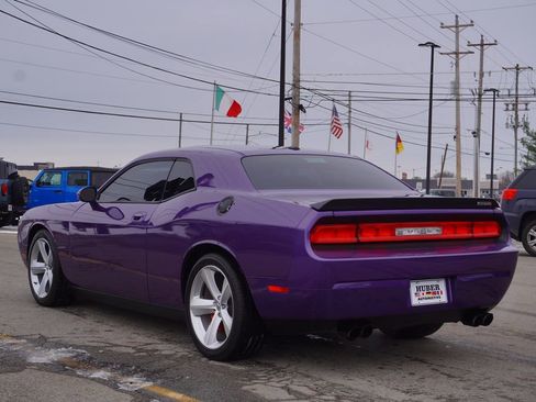 Used 2010 Dodge Challenger SRT8 w/ SRT Option Group II image 5