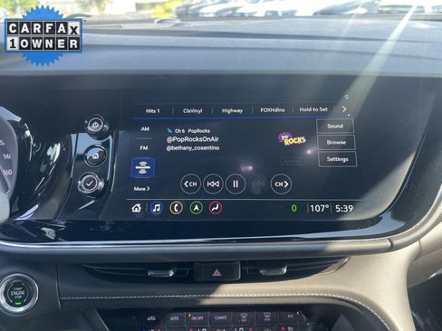 Used 2022 Buick Envision Avenir w/ Technology Package II FWD image 23
