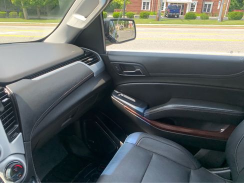 Used 2018 GMC Yukon XL SLT AWD/4WD image 22