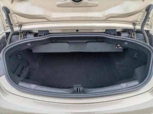 Used 2018 Mercedes-Benz E 400 E 400 image 6