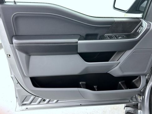 Used 2025 Ford F150 XLT w/ Equipment Group 301A Standard image 9