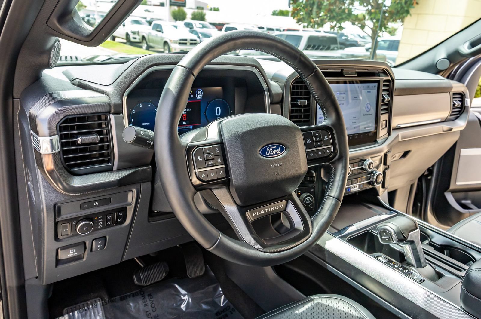Used 2025 Ford F150 Platinum AWD/4WD image 17
