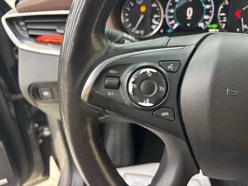 Used 2018 Buick Enclave Avenir w/ Avenir Technology Package FWD image 32