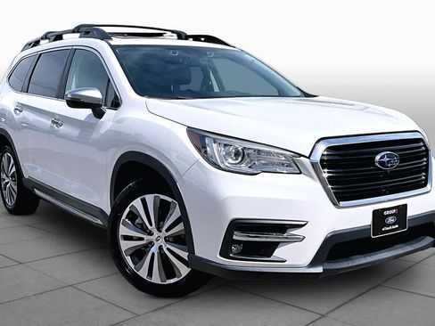 Used 2020 Subaru Ascent Touring w/ Popular Package #3 AWD/4WD image 3