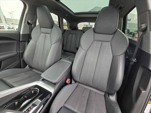 Certified 2025 Audi Q5 Premium Plus w/ Premium Plus AWD/4WD image 21