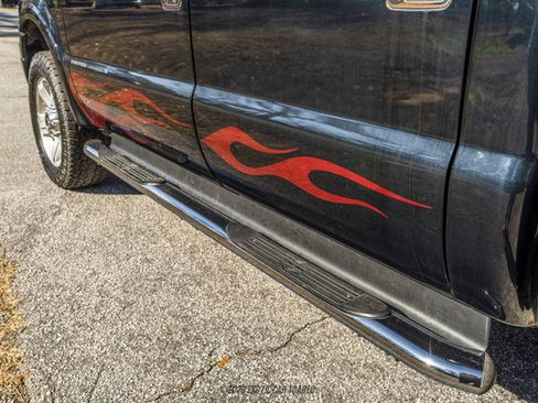 Used 2005 Ford F350 Harley-Davidson image 97