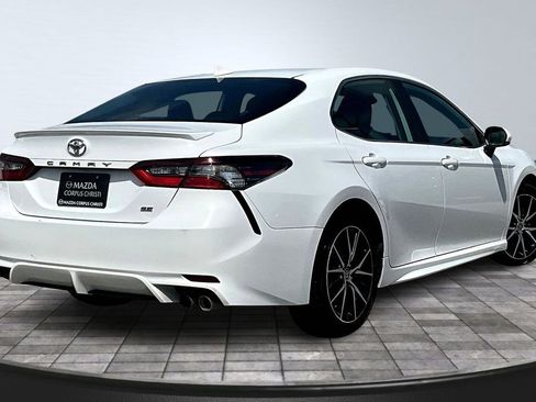 Used 2024 Toyota Camry SE FWD image 7