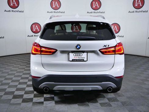 Used 2017 BMW X1 xDrive28i AWD/4WD image 7