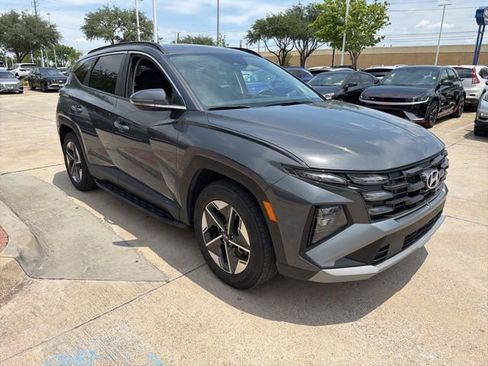 Used 2025 Hyundai Tucson SEL FWD image 4