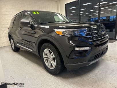 Certified 2023 Ford Explorer XLT w/ Equipment Group 202A