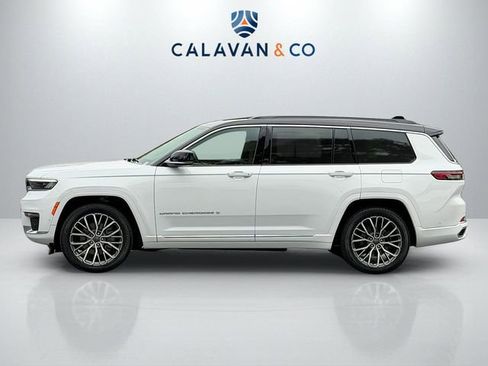 Used 2024 Jeep Grand Cherokee L Summit AWD/4WD image 4