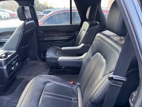 Used 2019 Ford Expedition Limited w/ Special Edition Package image 9