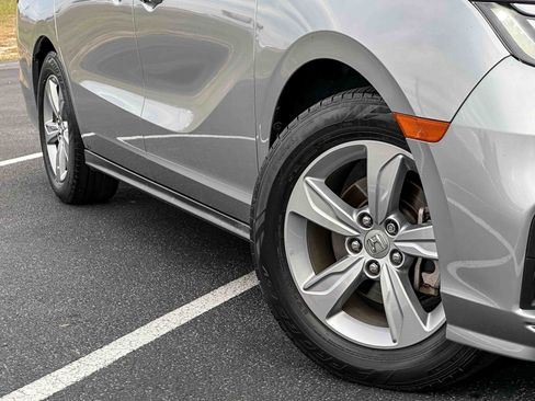 Used 2020 Honda Odyssey EX-L image 3