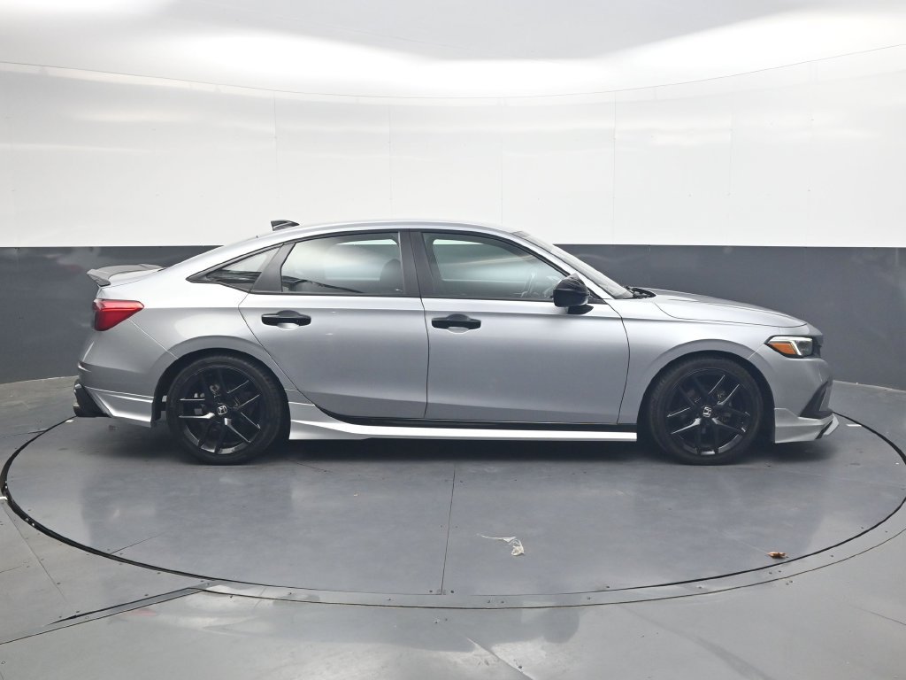 Used 2023 Honda Civic Sport image 3