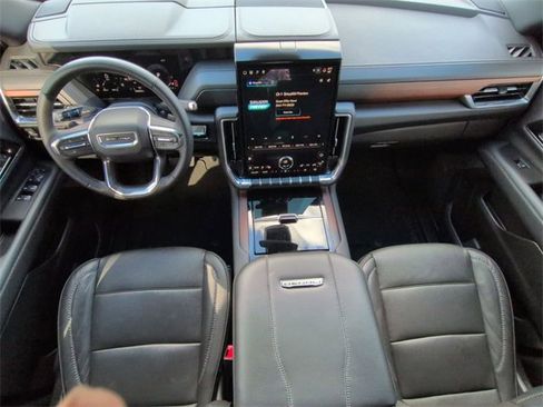 Used 2025 GMC Yukon Denali image 26