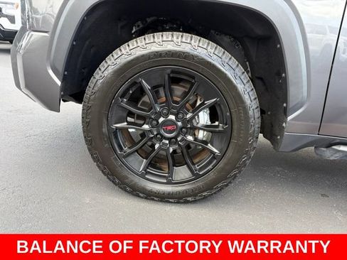 Used 2022 Toyota Tundra SR5 w/ SR5 Convenience Package RWD image 9
