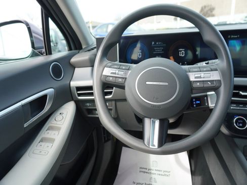 Used 2025 Hyundai Sonata SEL image 12