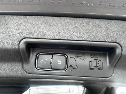 Used 2025 Ford Explorer ST w/ Sun And Sound Package AWD/4WD image 18