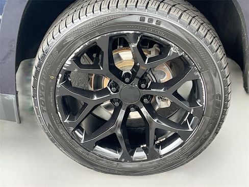 Used 2020 GMC Yukon XL SLT image 33