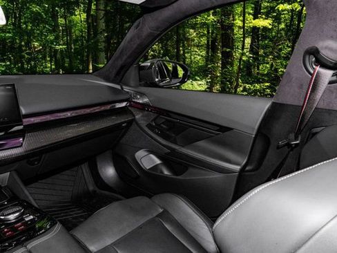 Used 2025 BMW M5 w/ Carbon Package AWD/4WD image 31
