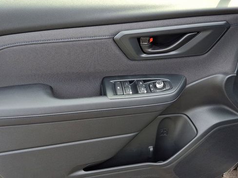 Certified 2025 Subaru Forester Premium image 10