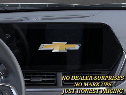 New 2026 Chevrolet Trax LT w/ Driver Confidence Package FWD image 20