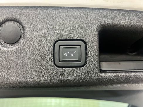 Certified 2023 Chevrolet Equinox RS image 8