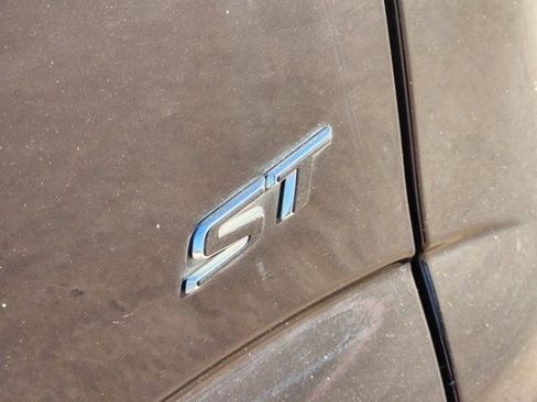 Used 2022 Buick Enclave Essence w/ Sport Touring Edition image 10