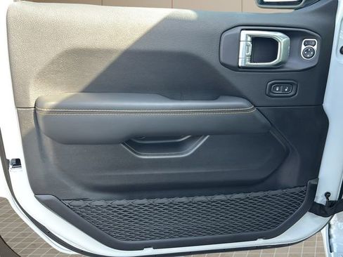 New 2025 Jeep Wrangler Sahara image 15