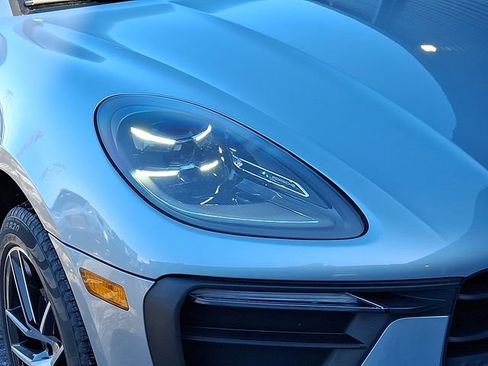 Certified 2026 Porsche Macan image 11