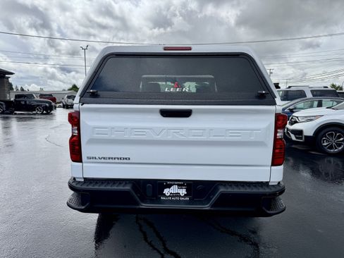 Used 2023 Chevrolet Silverado 1500 W/T RWD image 5
