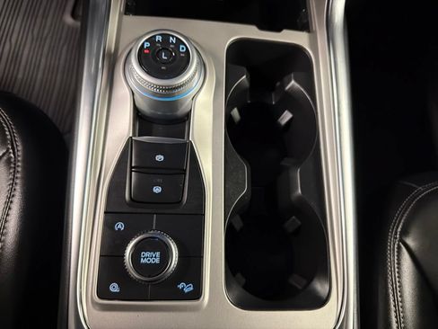 Certified 2023 Ford Explorer XLT w/ Equipment Group 202A AWD/4WD image 17