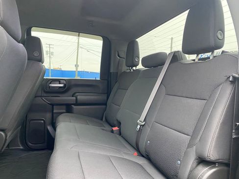 Used 2023 Chevrolet Silverado 2500 Custom w/ Gooseneck/5TH Wheel Package image 15