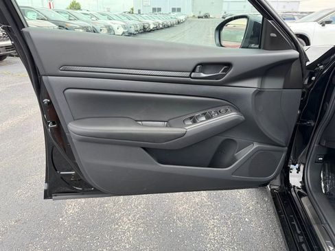 New 2026 Nissan Altima 2.5 SV w/ SV Special Edition Package FWD image 12